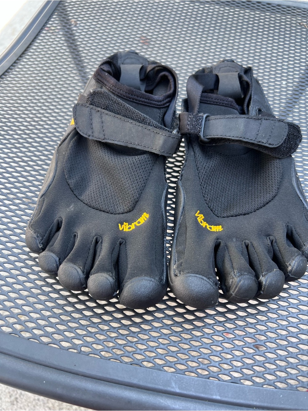 Vibram Women's FiveFingers Black with Yellow Logo Toe Shoes